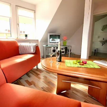 Domizil Leon _ Fewo 1 Apartament